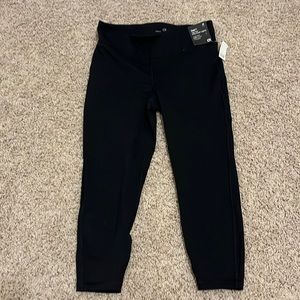 Black Gap Fit leggings